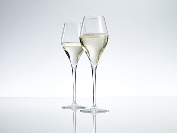 Copa de champán Schott Zwiesel Finesse 30 Cl con punto de nucleación - 6 unidades
