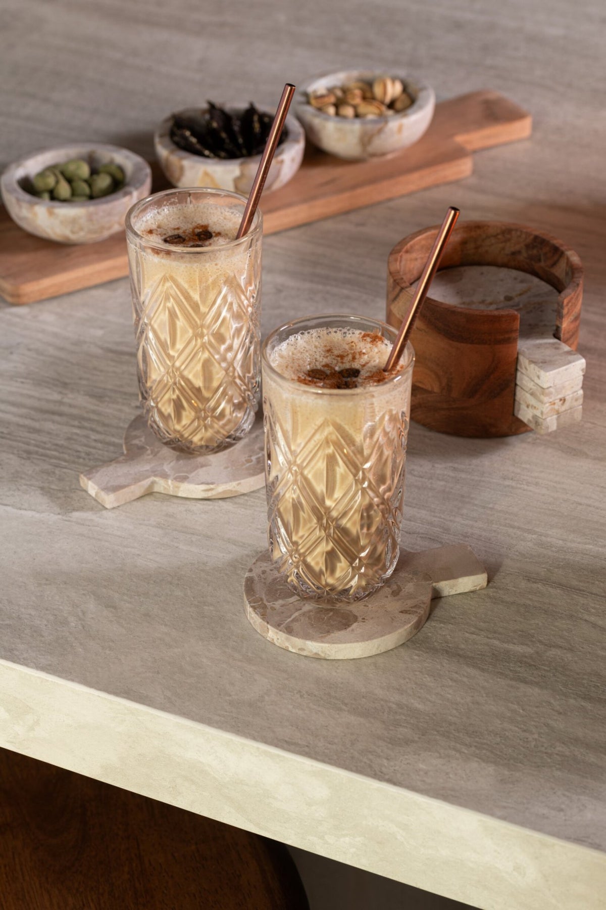 Vaso de agua Anna de J-Line, 35 cl, alto y transparente